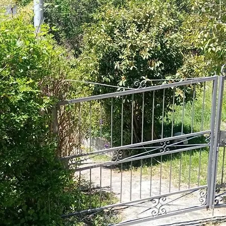 Bed and breakfast Montagna&mare Calabria Rent Ebike E Bed Motorbike